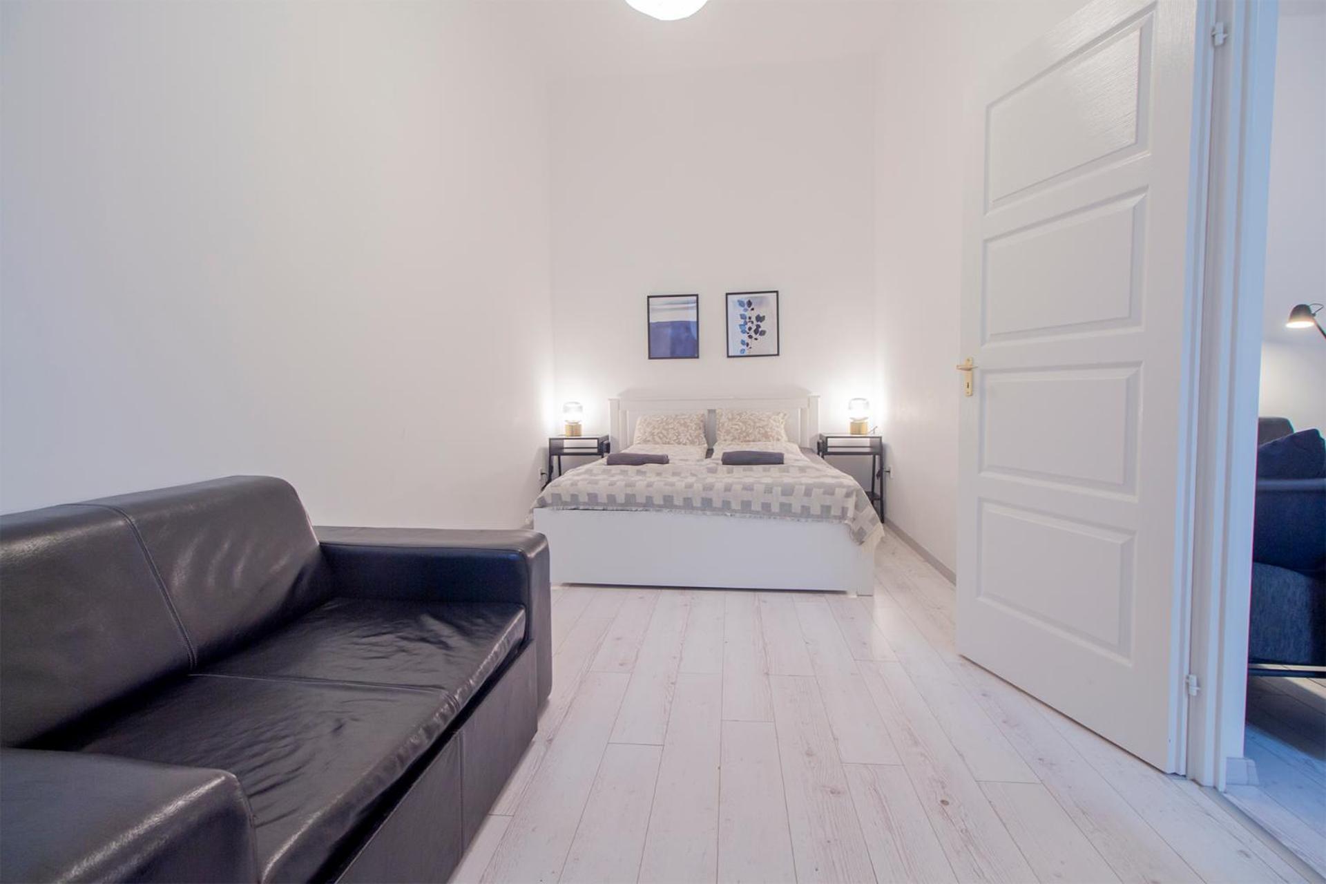 Kalvin 2Bdr Apartment With Ac Βουδαπέστη Εξωτερικό φωτογραφία
